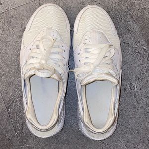 Nike huaraches